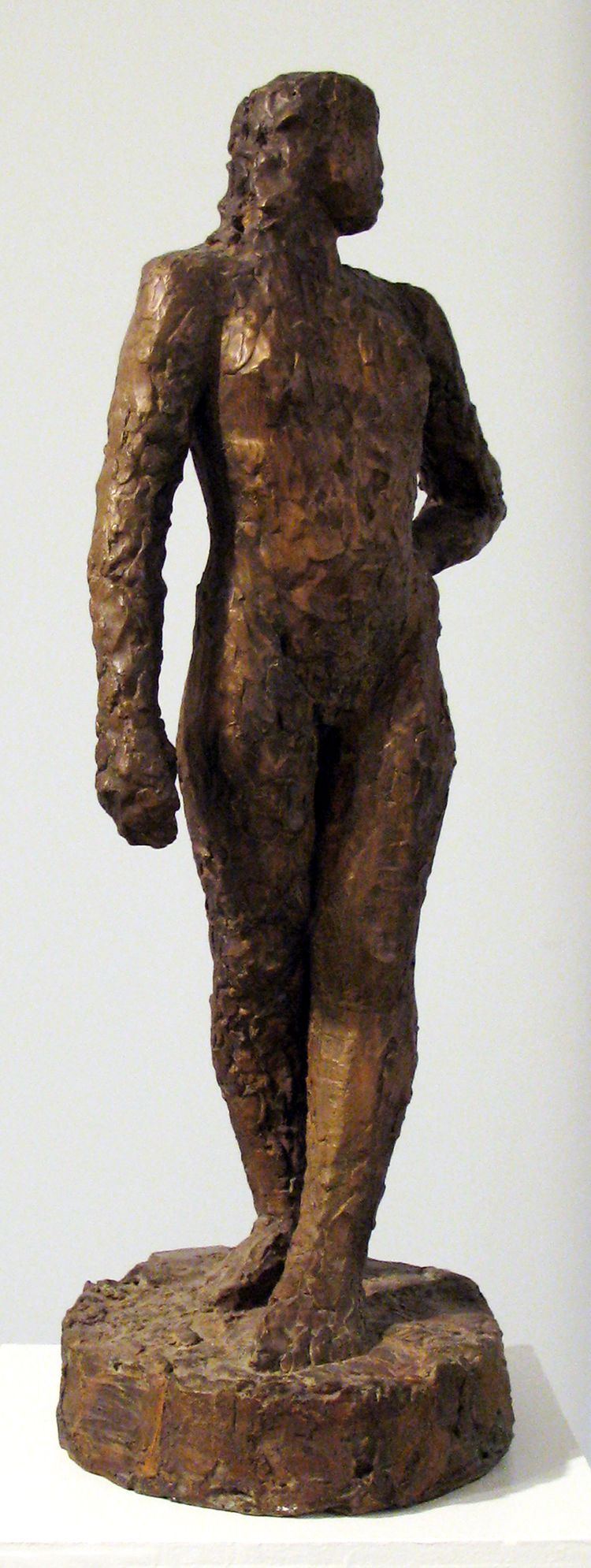 Lisbeth Nielsen, <i>Young Woman Moving</i>, 1989<br>Bronze. 105 cm (height)<br>Purchased 1990. Inv.nr. 1990-005. ©The artist